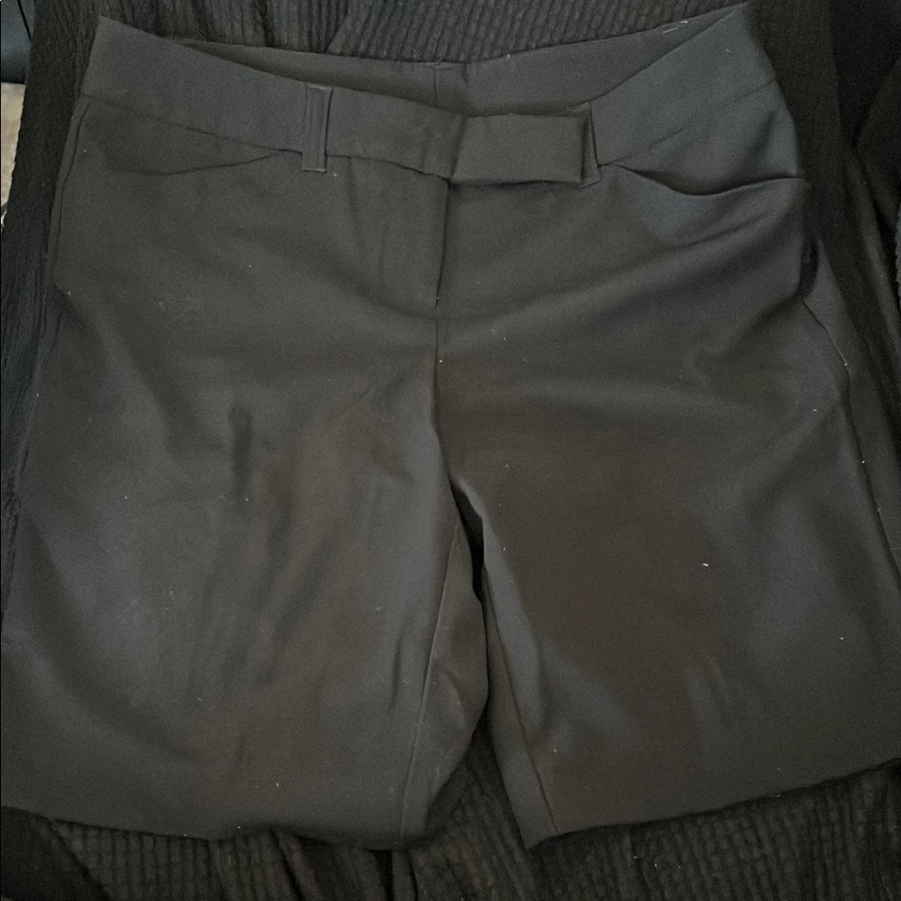 Anne Klein Black Tailored Capris